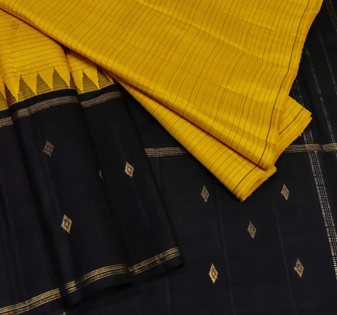 Dark Brown & Pink Contrast Silk Saree
